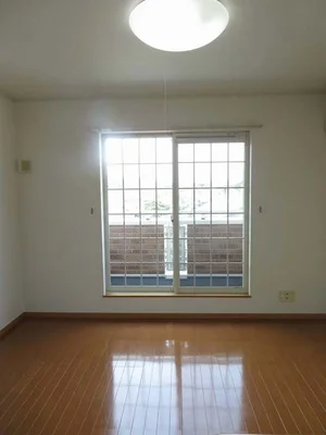 のマンスリーマンション・ウィークリーマンション「ヴィラ・ジャスティスⅢ 205・洋室(No.1343100)」メイン画像