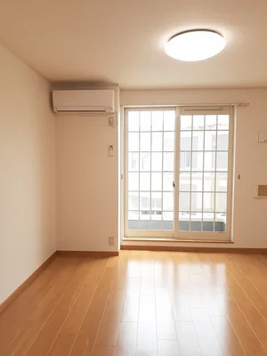 のマンスリーマンション・ウィークリーマンション「カーサ・ヴィオラ 202・洋室(No.1343184)」メイン画像