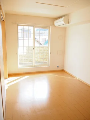 のマンスリーマンション・ウィークリーマンション「エスペランサ弐番館 201・洋室(No.1343195)」メイン画像