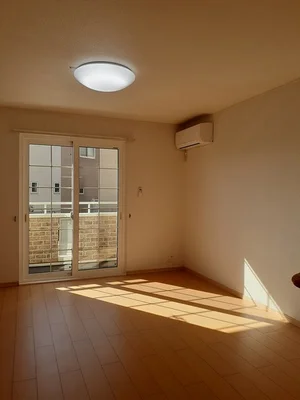 のマンスリーマンション・ウィークリーマンション「カーサ・エスポワール 102・洋室(No.1343196)」メイン画像