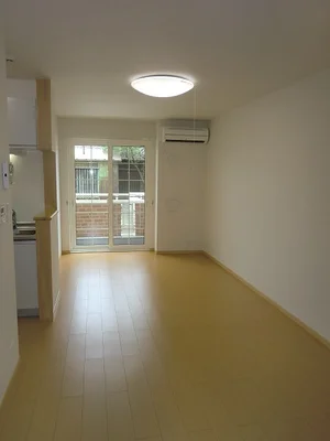 のマンスリーマンション・ウィークリーマンション「ロジュマン　ジェルメ 102・洋室(No.1343199)」メイン画像