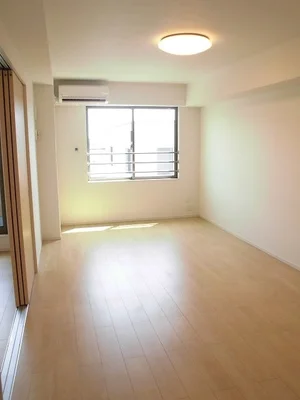 のマンスリーマンション・ウィークリーマンション「ネオ　レクサス　Ⅰ 303・洋室(No.1343226)」メイン画像