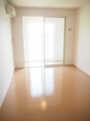 富山県の大東建託リーシング株式会社のマンスリーマンション・ウィークリーマンション「カプリスＡ 102・洋室(No.1343262)」メイン画像