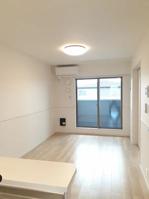 のマンスリーマンション・ウィークリーマンション「イ・ラヴィエ　Ｂ 202・洋室(No.1343337)」メイン画像