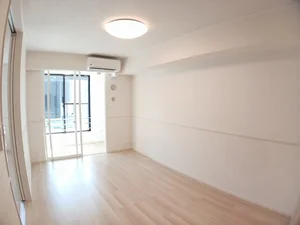 のマンスリーマンション・ウィークリーマンション「グレイス加茂　Ⅰ 103・洋室(No.1343421)」メイン画像