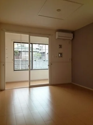 愛媛県のマンスリーマンション・ウィークリーマンション「シャン　ド　シューⅡ 101・洋室(No.1343504)」メイン画像