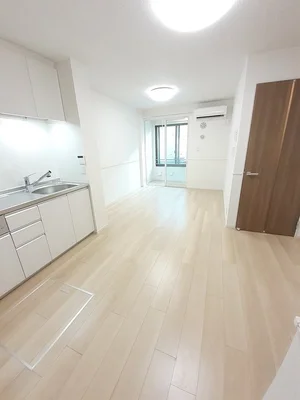 下松市のマンスリーマンション・ウィークリーマンション「カーサ・ユヴェール　Ａ 102・洋室(No.1343540)」メイン画像