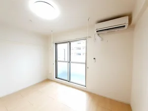 のマンスリーマンション・ウィークリーマンション「シャルム駅南 302・洋室(No.1343555)」メイン画像