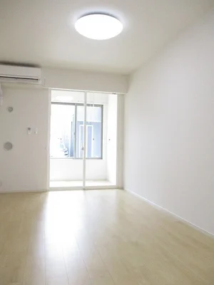 のマンスリーマンション・ウィークリーマンション「ブエナビスタ 101・洋室(No.1343597)」メイン画像