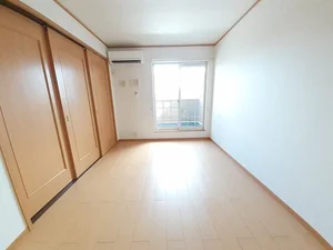 のマンスリーマンション・ウィークリーマンション「ガーデンクレスト 203・洋室(No.1343618)」メイン画像