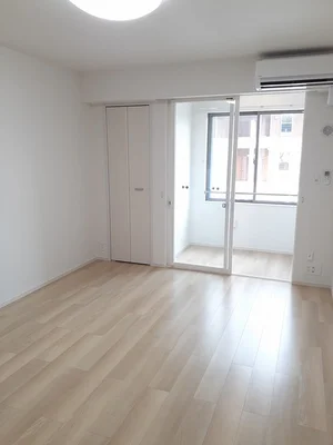 のマンスリーマンション・ウィークリーマンション「ケースリー　Ⅶ 102・洋室(No.1343645)」メイン画像