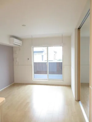 のマンスリーマンション・ウィークリーマンション「ガーベランスＢ 202・洋室(No.1343867)」メイン画像