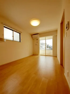 のマンスリーマンション・ウィークリーマンション「レジデンス鳥生６ 103・洋室(No.1343873)」メイン画像