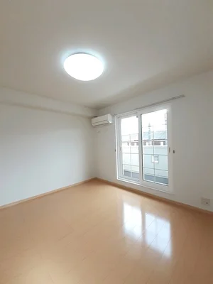 のマンスリーマンション・ウィークリーマンション「ブルー・イン・グリーン 205・洋室(No.1343888)」メイン画像