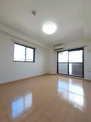 のマンスリーマンション・ウィークリーマンション「サニーソレイユ南蔵王 201・洋室(No.1343889)」メイン画像