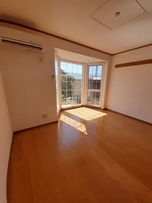 大分県のマンスリーマンション・ウィークリーマンション「ヴェルデ三隈　Ⅰ 101・洋室(No.1343907)」メイン画像