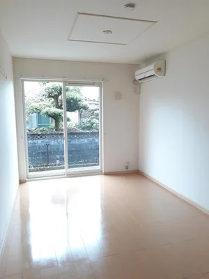 西諸県郡高原町のマンスリーマンション・ウィークリーマンション「セイバリー　スクエア 102・洋室(No.1343969)」メイン画像