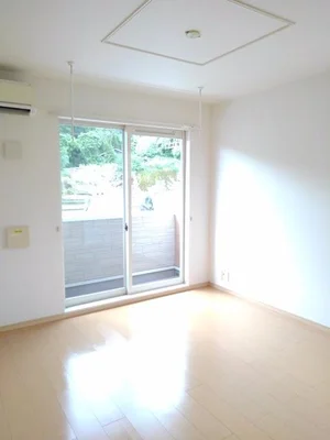 日南市のマンスリーマンション・ウィークリーマンション「サンリット・スクエア 101・洋室(No.1343972)」メイン画像