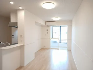 のマンスリーマンション・ウィークリーマンション「ＫＡＭ　ＫＡＭ 102・洋室(No.1344036)」メイン画像