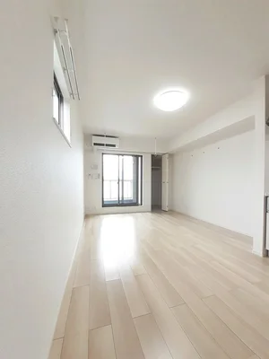 のマンスリーマンション・ウィークリーマンション「シャン・ド・フルールⅡ 201・洋室(No.1344071)」メイン画像