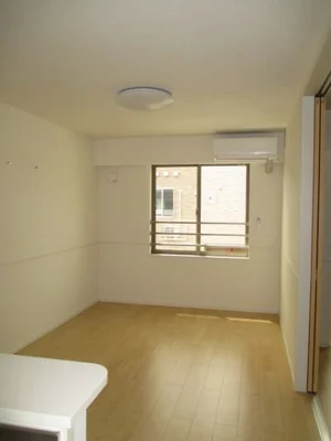 石川県のマンスリーマンション・ウィークリーマンション「マーリエ　Ⅰ 201・洋室(No.1344284)」メイン画像