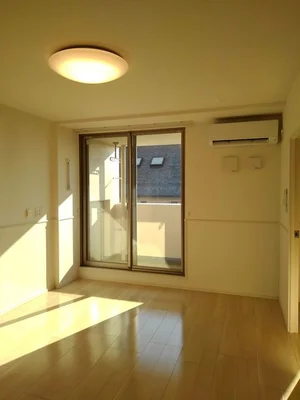 のマンスリーマンション・ウィークリーマンション「プレステージア 303・洋室(No.1344311)」メイン画像