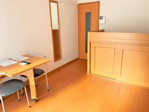 のマンスリーマンション・ウィークリーマンション「レオパレスＳＨＩＭＡＤＡ壱番館 108(No.1344441)」メイン画像