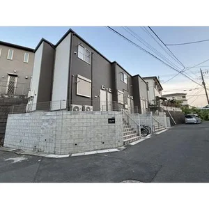 のマンスリーマンション・ウィークリーマンション「🔷🔹🔸🔶⭐2023年築⭐1Kタイプ⭐宅配BOX⭐1階角部屋⭐浴室乾燥機⭐【禁煙&Wi-Fi無料】⭐🔶🔸🔹🔷「K46」 203・1K(No.1344476)」メイン画像