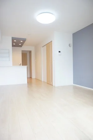 のマンスリーマンション・ウィークリーマンション「ヴォルピーノⅠ 205・洋室(No.1344543)」メイン画像