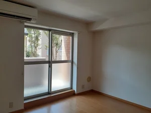 のマンスリーマンション・ウィークリーマンション「Ｇｏｏｄ　ｈｉｌｌⅡ 103・洋室(No.1344559)」メイン画像