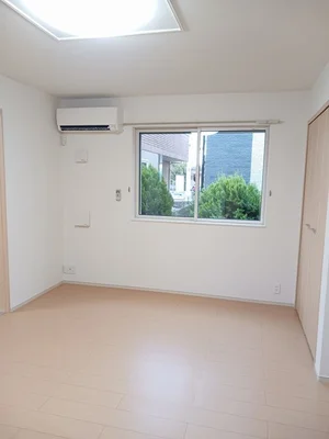 のマンスリーマンション・ウィークリーマンション「イリーデ　２ 102・洋室(No.1344644)」メイン画像