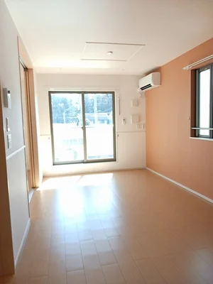 のマンスリーマンション・ウィークリーマンション「メゾン　シフォン 201・洋室(No.1344648)」メイン画像