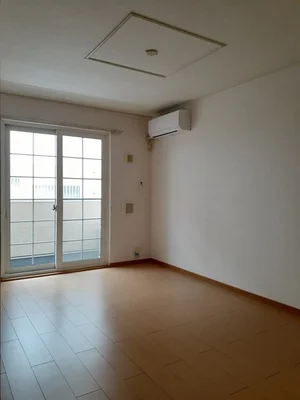 のマンスリーマンション・ウィークリーマンション「ＣＡＬＭＬＹ　ＴＩＭＥ 102・洋室(No.1344709)」メイン画像