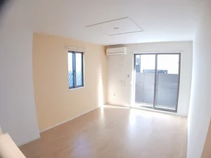 のマンスリーマンション・ウィークリーマンション「セイバリー上条 101・洋室(No.1344890)」メイン画像