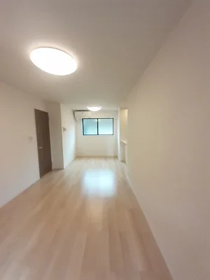 のマンスリーマンション・ウィークリーマンション「ベルシャイン　紀三井寺　Ⅱ 102・洋室(No.1344946)」メイン画像