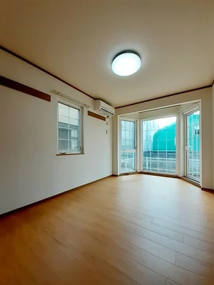 愛媛県のマンスリーマンション・ウィークリーマンション「セレッソヒルズ 101・洋室(No.1344958)」メイン画像