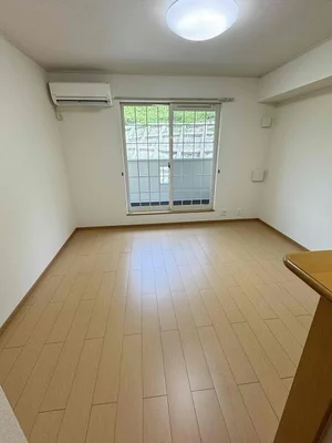 のマンスリーマンション・ウィークリーマンション「ソル・レヴェンテ 203・洋室(No.1344991)」メイン画像