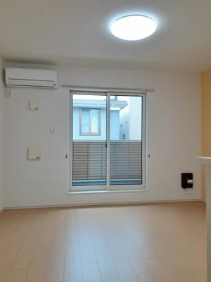 のマンスリーマンション・ウィークリーマンション「センチュリー登呂 202・洋室(No.1345265)」メイン画像