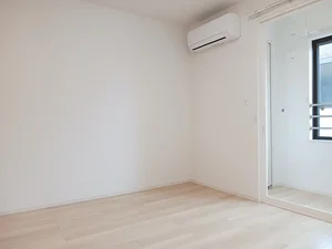 のマンスリーマンション・ウィークリーマンション「セゴン　ソレイユ 205・洋室(No.1345363)」メイン画像