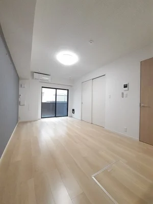 のマンスリーマンション・ウィークリーマンション「アンソレイエ町屋 103・洋室(No.1345381)」メイン画像