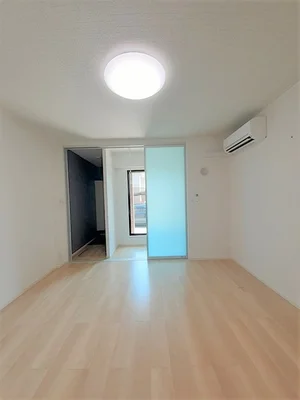 観音寺市のマンスリーマンション・ウィークリーマンション「コンフォルトⅢ 105・洋室(No.1345405)」メイン画像