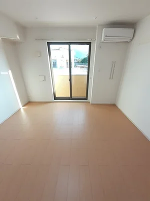 愛媛県のマンスリーマンション・ウィークリーマンション「サピーＮ・Ⅱ　Ａ 103・洋室(No.1345421)」メイン画像