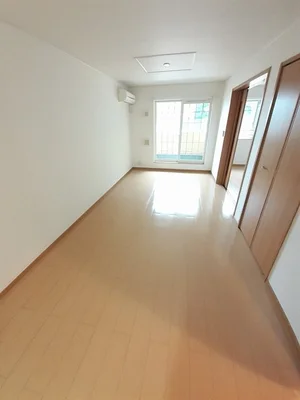 広島県のマンスリーマンション・ウィークリーマンション「ラフィネロジュマンＢ 202・洋室(No.1345462)」メイン画像