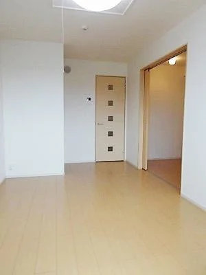 のマンスリーマンション・ウィークリーマンション「リジエール　Ⅰ 102・洋室(No.1345540)」メイン画像