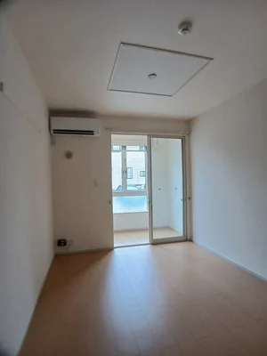 のマンスリーマンション・ウィークリーマンション「ルーチェⅠ 102・洋室(No.1345565)」メイン画像