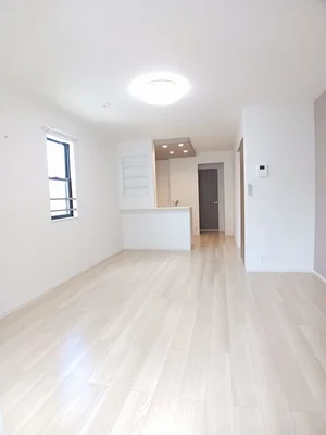 のマンスリーマンション・ウィークリーマンション「ライジング２ 202・洋室(No.1345870)」メイン画像