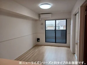 のマンスリーマンション・ウィークリーマンション「セレナ　ヴィラ　酒門　イースト 202・洋室(No.1345939)」メイン画像