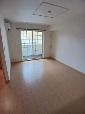 のマンスリーマンション・ウィークリーマンション「ＴａｋａｓａｋｉＴｏｔｔｏｓⅡ 103・洋室(No.1345977)」メイン画像