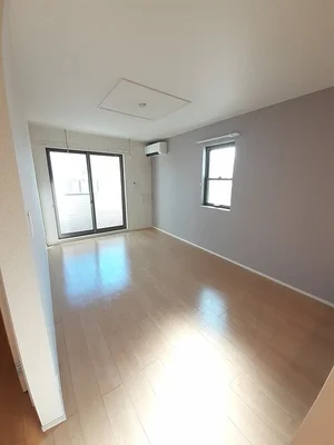 のマンスリーマンション・ウィークリーマンション「ＬａＴｏｕｒＫＡＩＺＡＷＡ　Ⅴ 101・洋室(No.1345995)」メイン画像