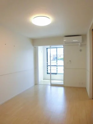 のマンスリーマンション・ウィークリーマンション「クゥー　Ⅰ 203・洋室(No.1346046)」メイン画像